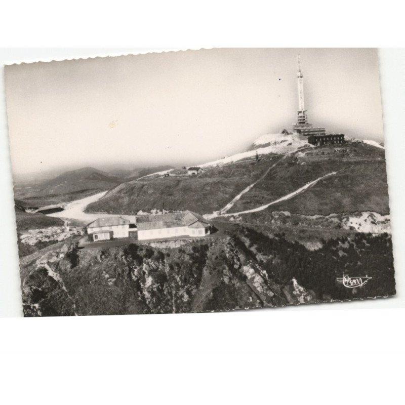 LE PUY-de-DOME: restaurant et du relais de la radiodifusion vue aérienne 10x15 - très bon état