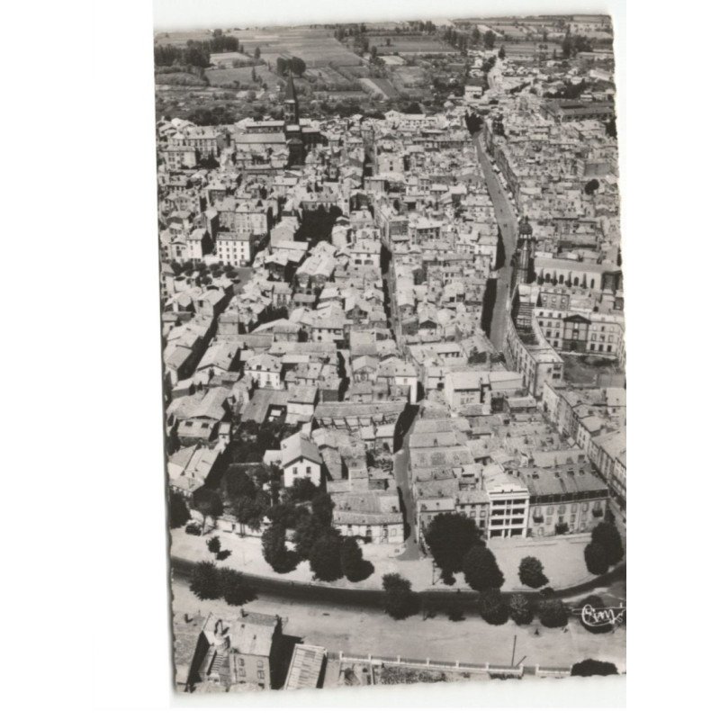RIOM: le boulevard clementel et le rue rue du commerce vue aérienne 10x15 - très bon état