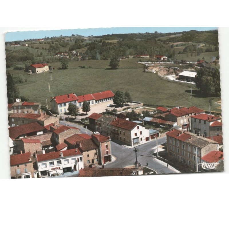 SAINT-DIER-D'AUVERGNE: centre du village vue aérienne 10x15 - très bon état