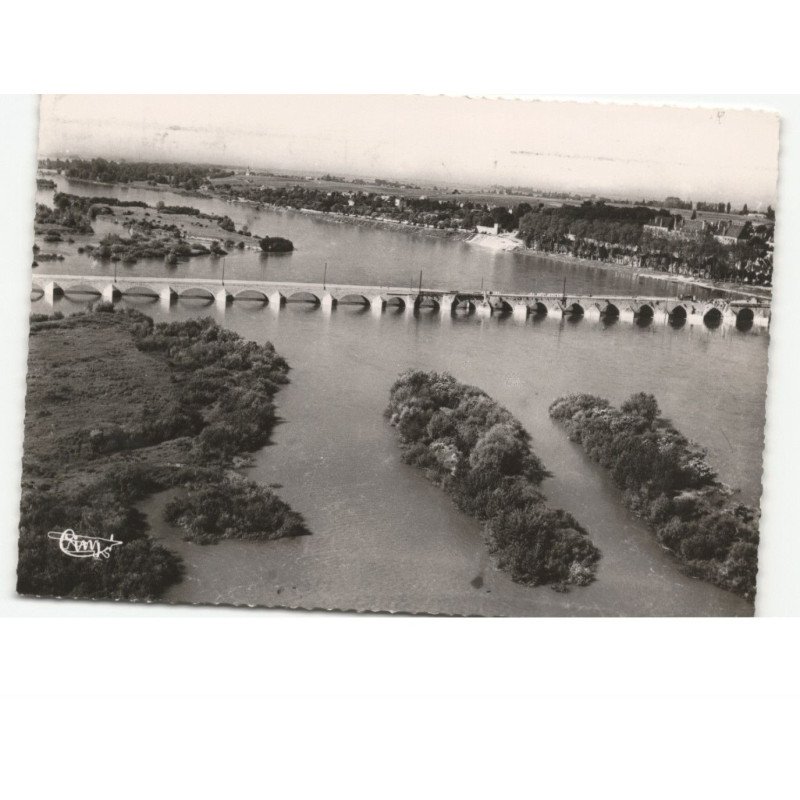 BEAUGENCY: le pont sur la loire vue aérienne 10x15 - très bon état