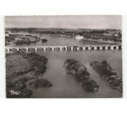 BEAUGENCY: le pont sur la loire vue aérienne 10x15 - très bon état