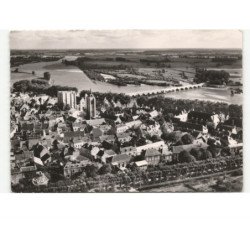 BEAUGENCY: la ville et la vallée de la loire vue aérienne 10x15 - très bon état