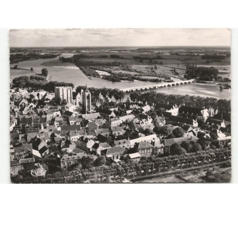 BEAUGENCY: la ville et la vallée de la loire vue aérienne 10x15 - très bon état