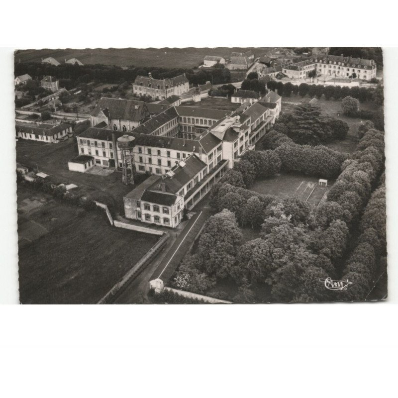 LA CHAPELLE-SAINT-MESMIN: l'hôpital et notre-dame de la solitude vue aérienne 10x15 - état