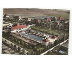 COURTENAY: la piscine vue aérienne 10x15 - très bon état