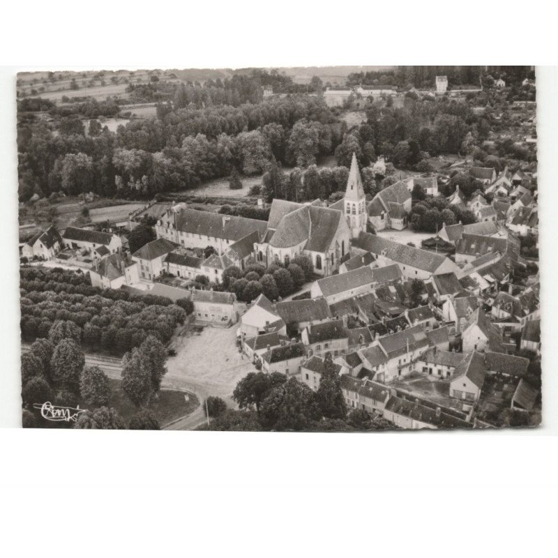 FERRIERES-en-GATINAIS: vue aérienne 10x15 - très bon état