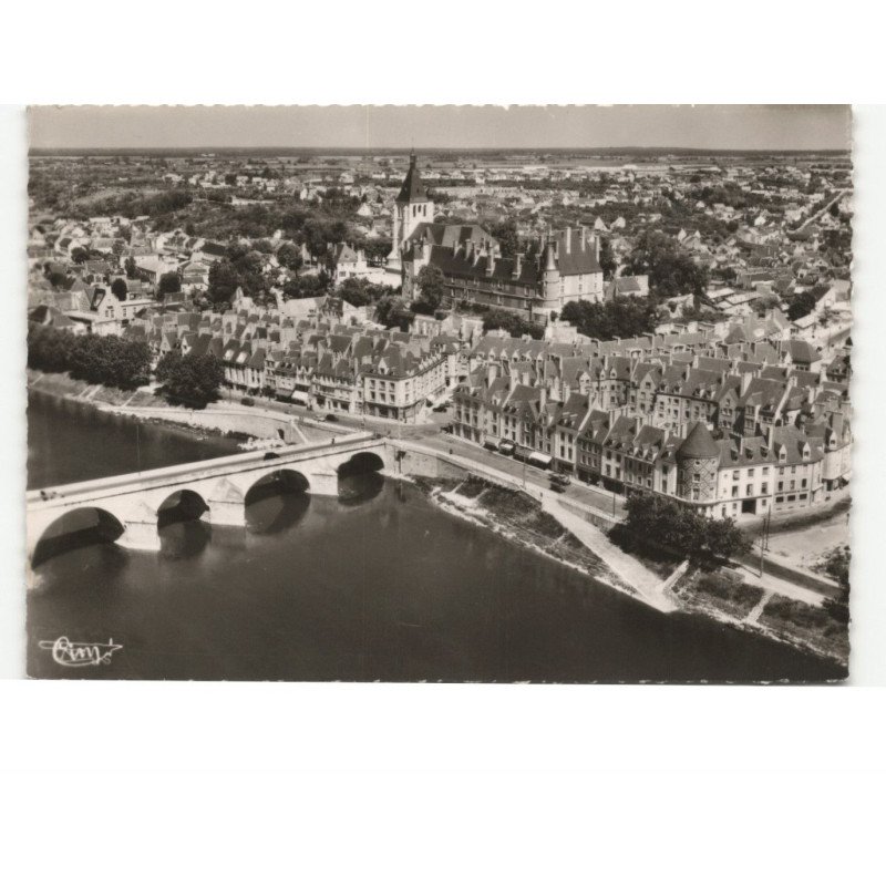 GIEN: vue aérienne 10x15 - très bon état