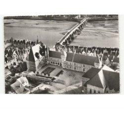 GIEN: le château vue aérienne 10x15 - très bon état