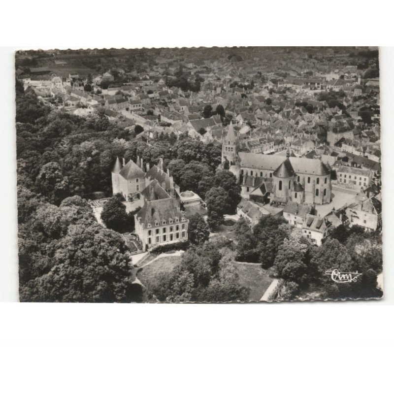 MEUNG-sur-LOIRE: le château et l'église vue aérienne 10x15 - très bon état