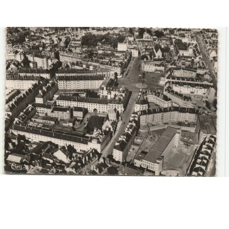 ORLEANS: place du lartroi vue aérienne 10x15 - très bon état