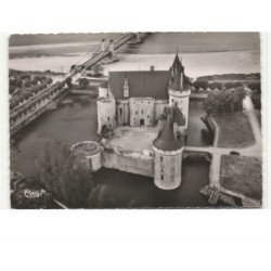 SULLY-sur-LOIRE: le château vue aérienne 10x15 - très bon état