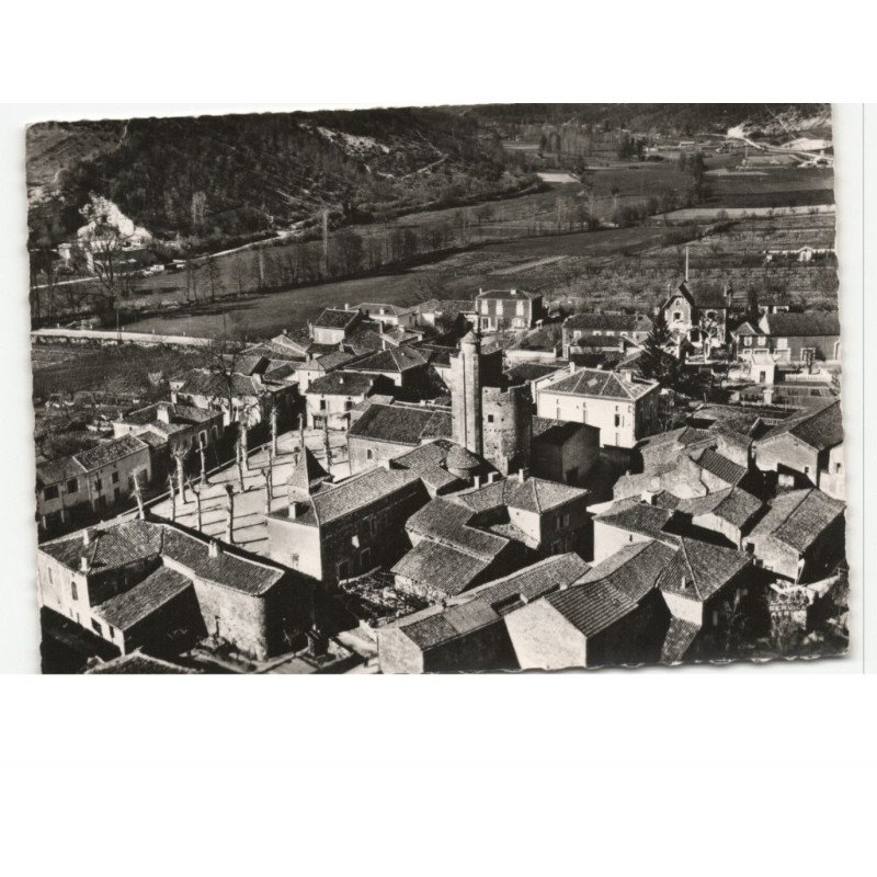 SAINT-FRONT: la tour de l'église, monument historique, vue aérienne 10x15 - état