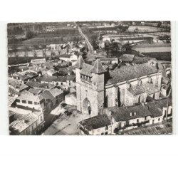 VILLEREAL: l'église vue aérienne 10x15 - très bon état