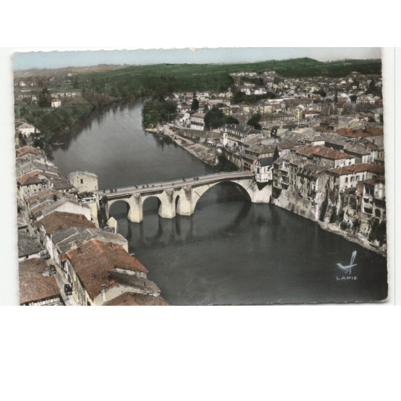 VILLENEUVE-sur-LOT: le pont de pierre sur le lot et vue générale vue aérienne 10x15 - très bon état