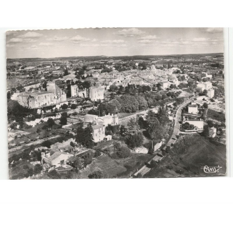DURAS: château, vue générale vue aérienne 10x15 - très bon état