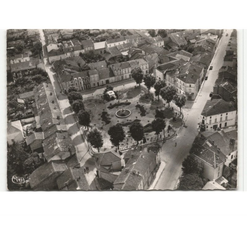 VILLENEUVE-sur-LOT: jardin public vue aérienne 10x15 - très bon état