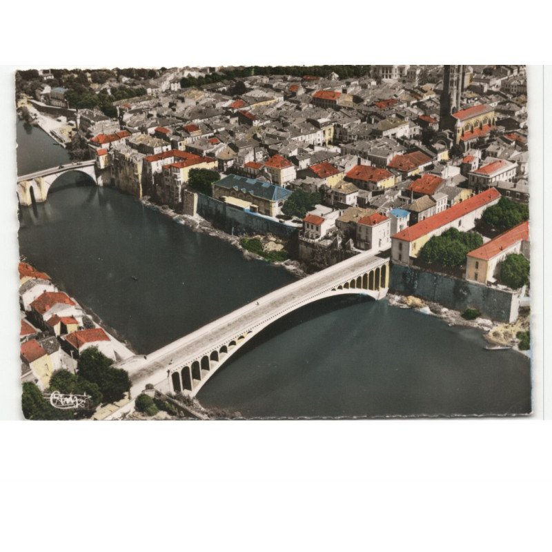 VILLENEUVE-sur-LOT: les deux ponts et la cathédrale vue aérienne 10x15 - très bon état