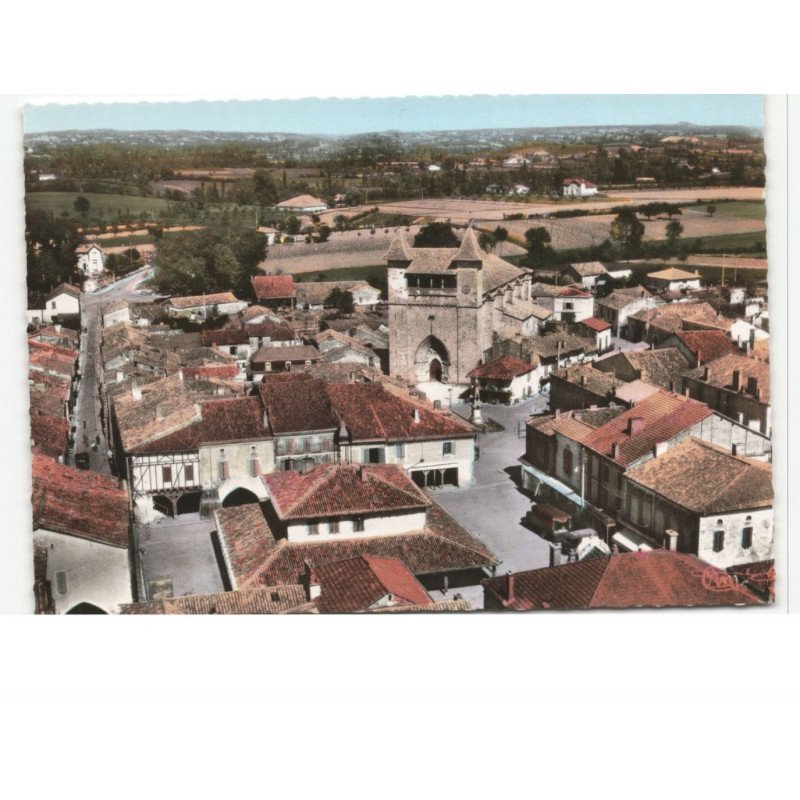 VILLEREAL: le centre vue aérienne 10x15 - très bon état