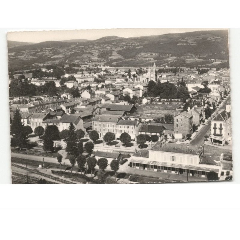 AMBERT: la gare et vue générale vue aérienne 10x15 - très bon état