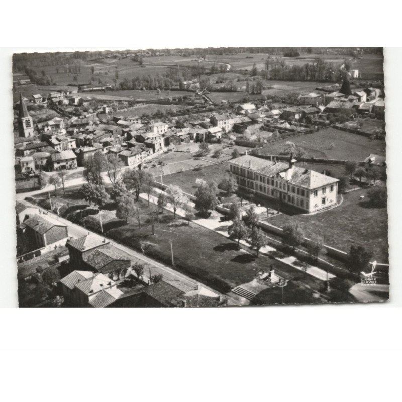 ARLANC: place de l'ouche et l'hôpital-hospice vue aérienne 10x15 - très bon état