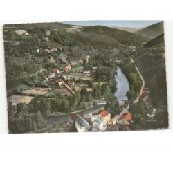 CHATEAUNEUF-les-BAINS: la vallée de la sioule et le château vue aérienne 10x15 - très bon état