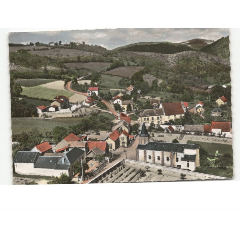 CHATEAUNEUF-les-BAINS: l'église de la chaux vue aérienne 10x15 - très bon état