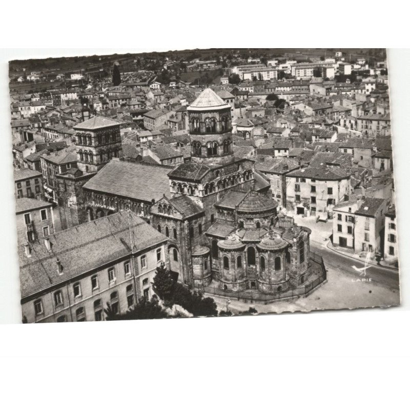 ISSOIRE: l'église du XIIe siècle côté abside vue aérienne 10x15 - très bon état