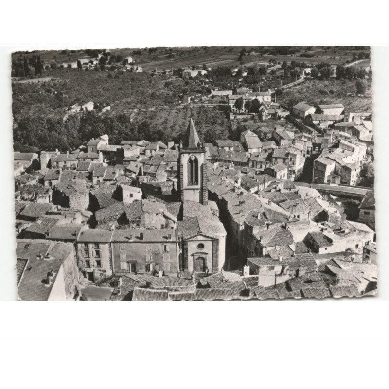MARTRES-de-VEYRE: l'église et la ville vue aérienne 10x15 - très bon état