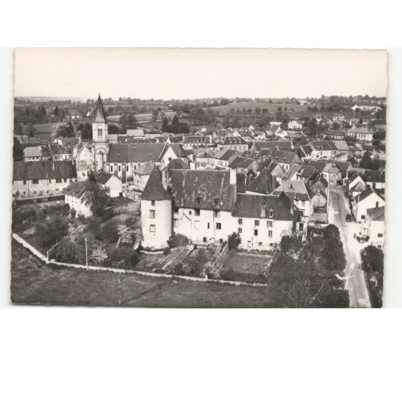 PIONSAT: l'église et la ville vue aérienne 10x15 - très bon état