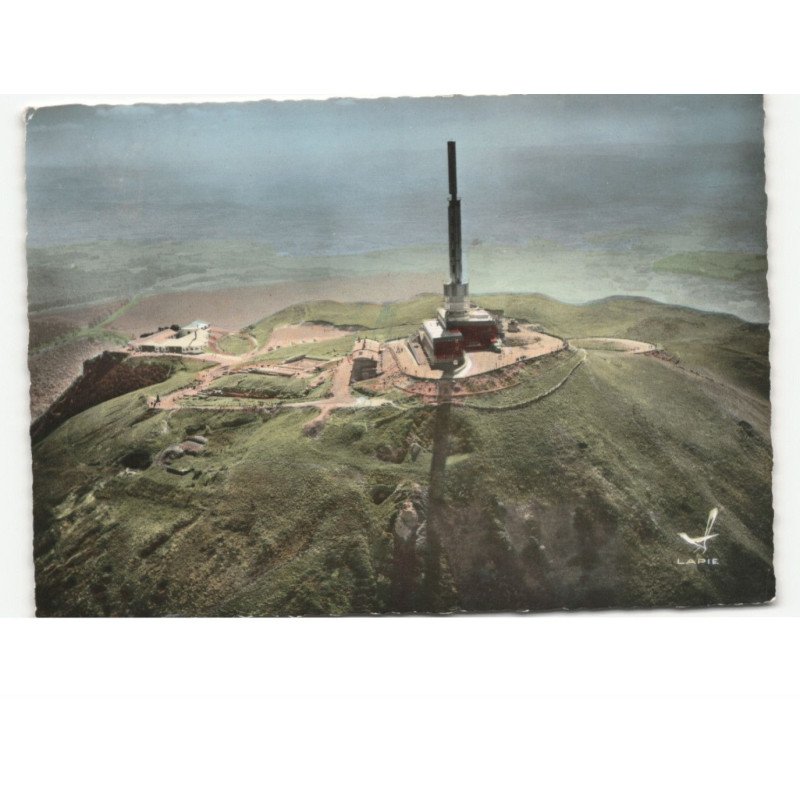 PUY-de-DOME: le sommet vue aérienne 10x15 - très bon état