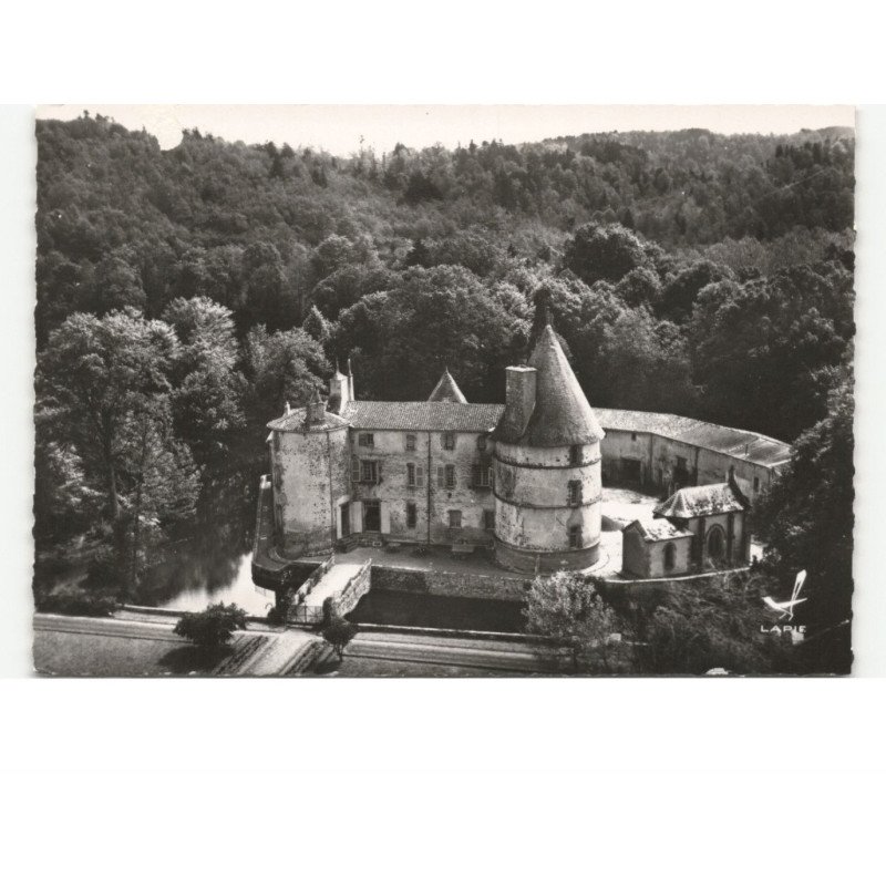 SAINT-DIER: château des martinanches vue aérienne 10x15 - très bon état