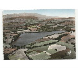SAINT-GENES-CHAMPESPE: lac de la landie vue aérienne 10x15 - très bon état