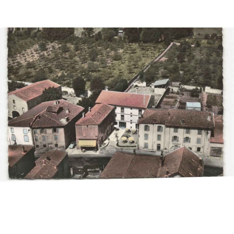 VEYRE: l'hôtel de la pomme d'or vue aérienne 10x15 - très bon état