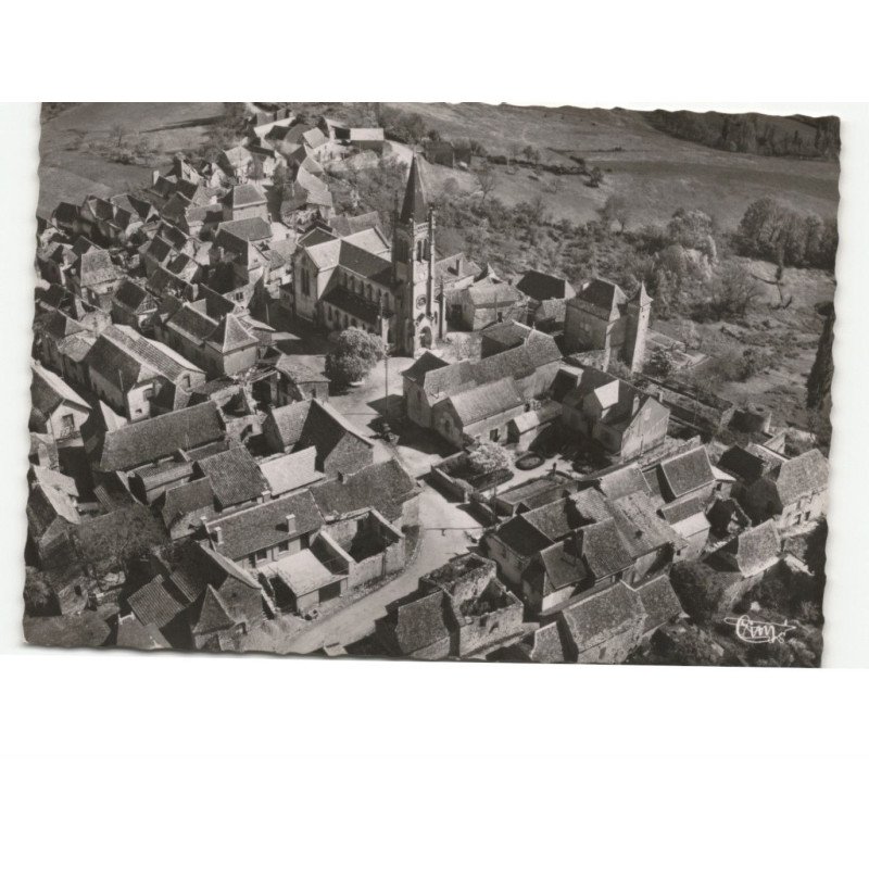 FAYCELLES: le centre du bourg vue aérienne 10x15 - très bon état