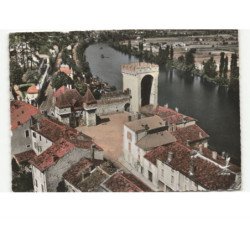 CAHORS-en-QUERCY: décor moyennageux la barbacane et la tour des pendus vue aérienne 10x15 - très bon état