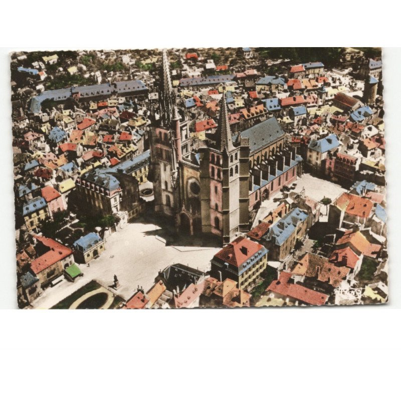 MENDE: la cathédrale vue aérienne 10x15 - très bon état