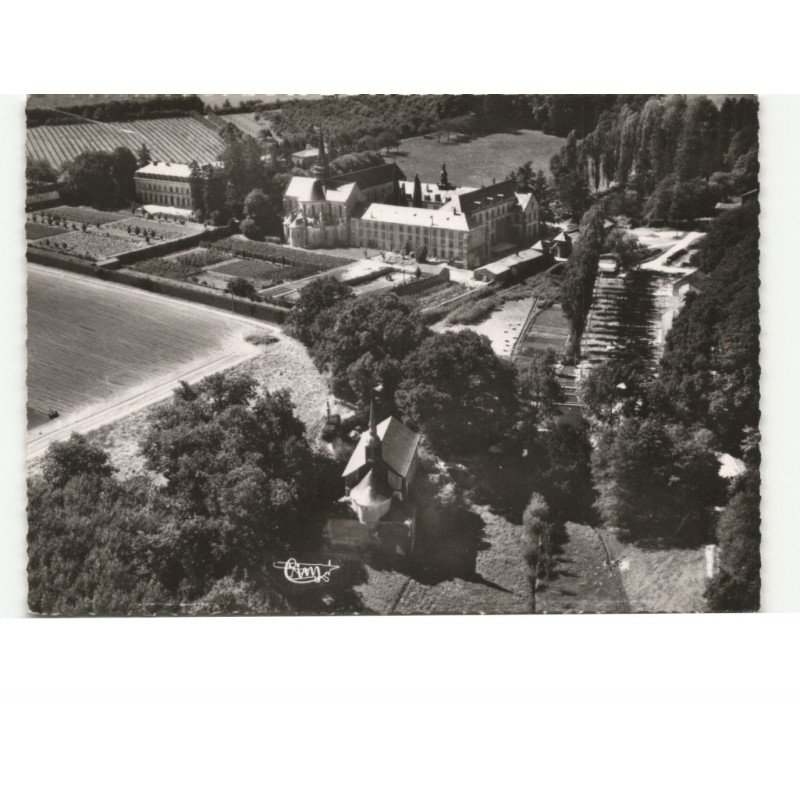 BEGROLLES-en-MAUGES: abbaye de bellefontaine vue aérienne 10x15 - très bon état