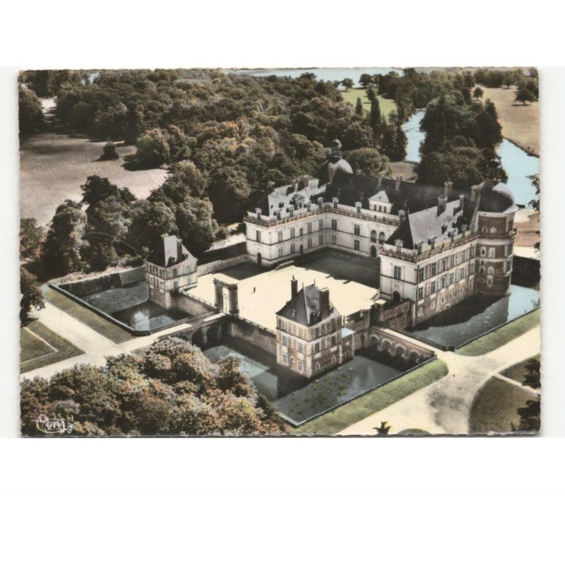 SAINT-GEORGES-sur-LOIRE: château de serrant belle construction des XVIe et XVIIe vue aérienne 10x15 - très bon état