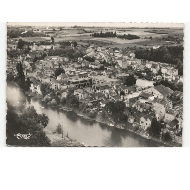 SAINT-HILAIRE-SAINT-FLORENT: vue aérienne 10x15 - très bon état