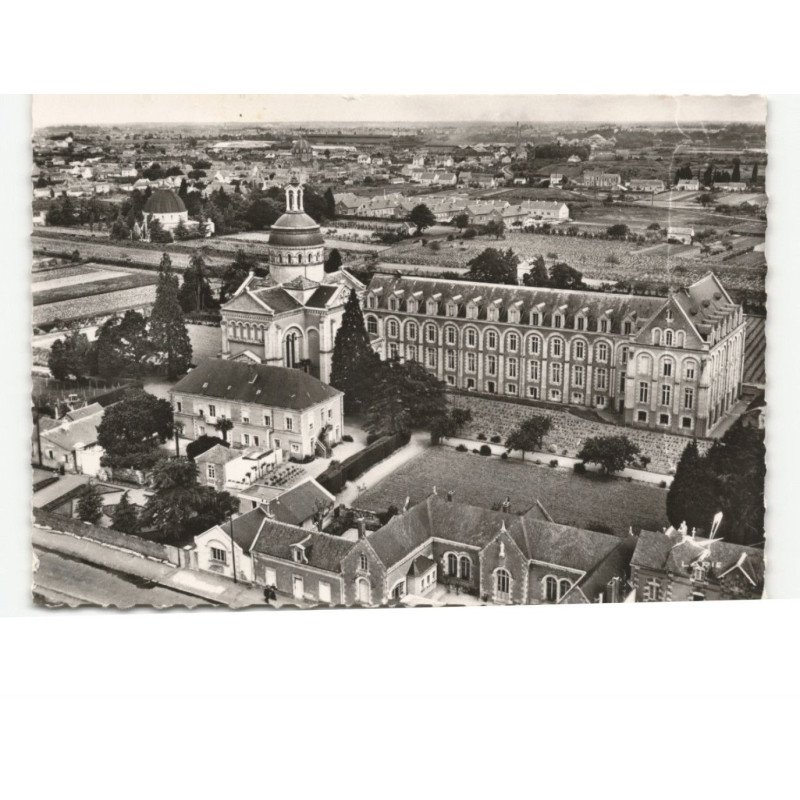 ANGERS: congrégation des servantes des pauvres maison mère vue aérienne 10x15 - très bon état