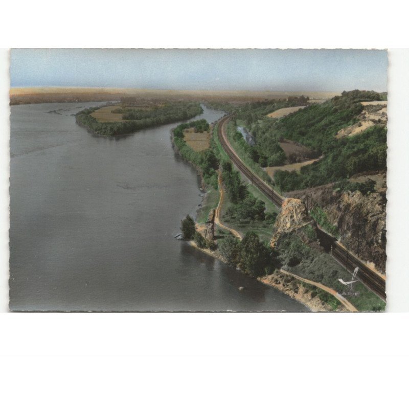 EPIRE: la pierre becherel et l'ile de behuard vue aérienne 10x15 - très bon état