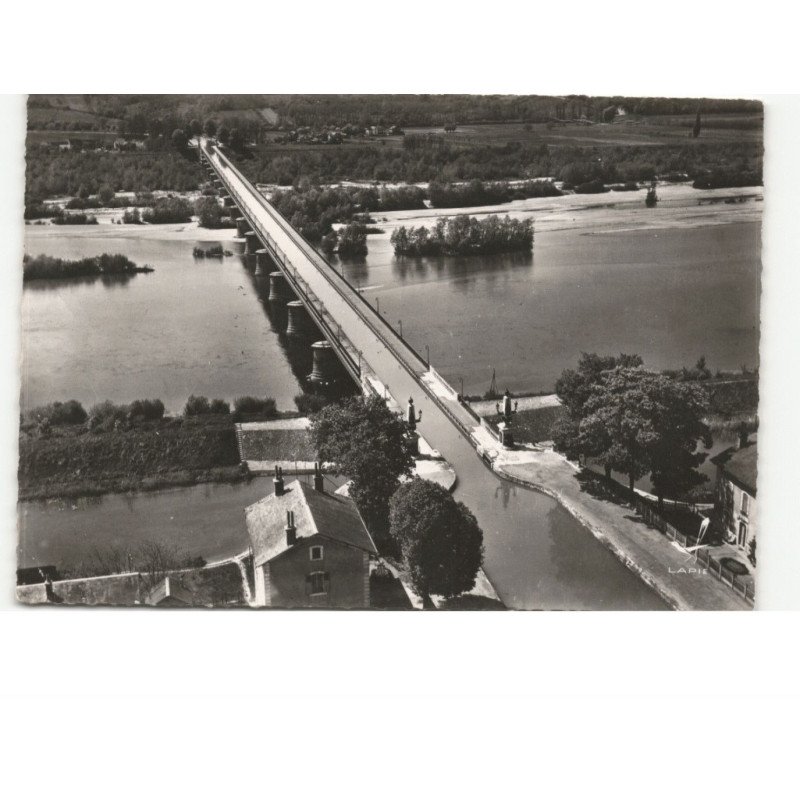 BRIARE: le pont canal, vue sur saint-firmin-sur-loire vue aérienne 10x15 - très bon état