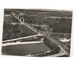 CHATILLON-sur-LOIRE: le canal et le pont suspendu sur la loire vue aérienne 10x15 - très bon état
