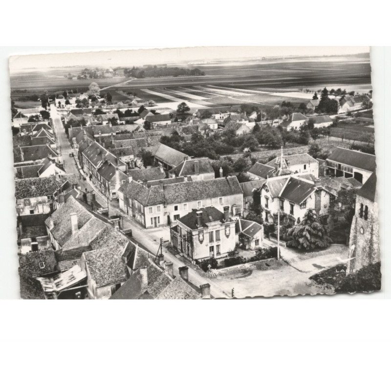 CRAVANT: place de l'église, route de chateaudun vue aérienne 10x15 - très bon état