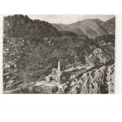 PEILLE: l'église XIIe siècle et l'hospice vue aérienne 10x15 - très bon état