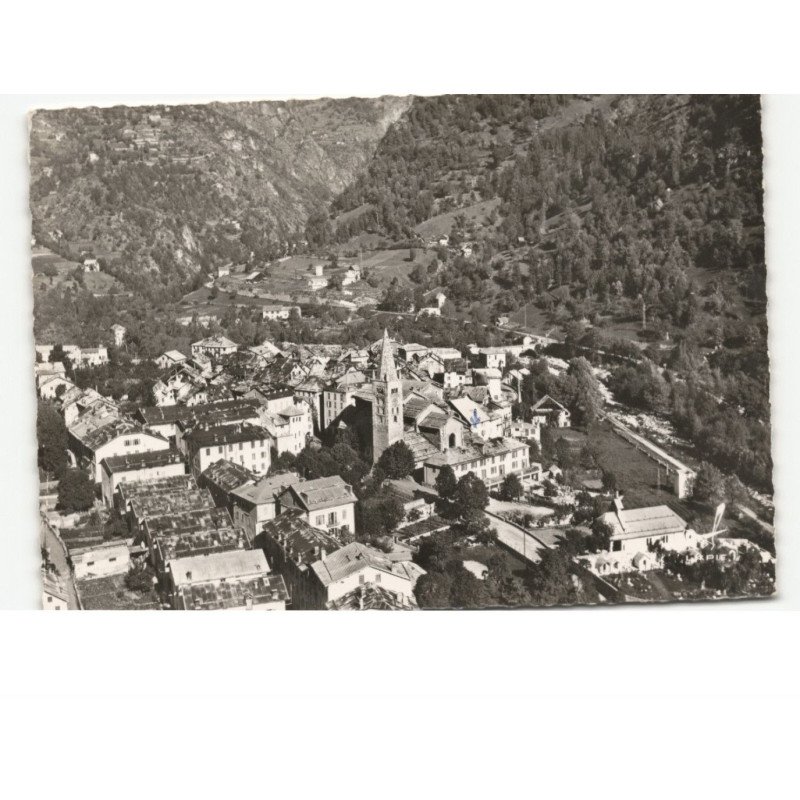 SAINT-ETIENNE-de-TINEE: perle des alpes, vue générale vue aérienne 10x15 - très bon état