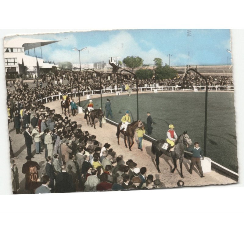 CAGNES-sur-MER: hippodrome de la côte d'azur, les amazones vue aérienne 10x15 - état