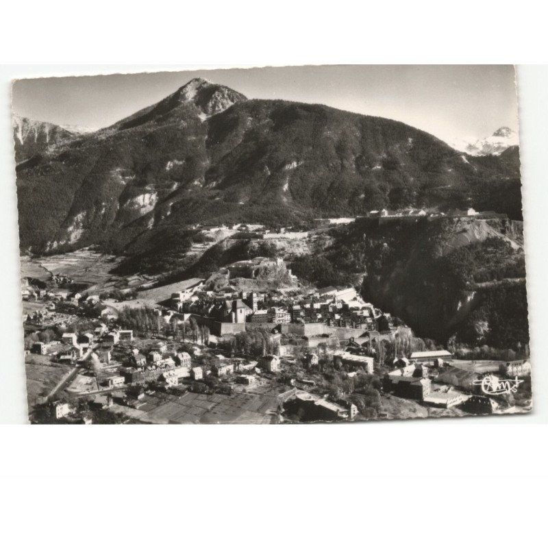 BRIANCON: vue générale vue aérienne 10x15 - très bon état