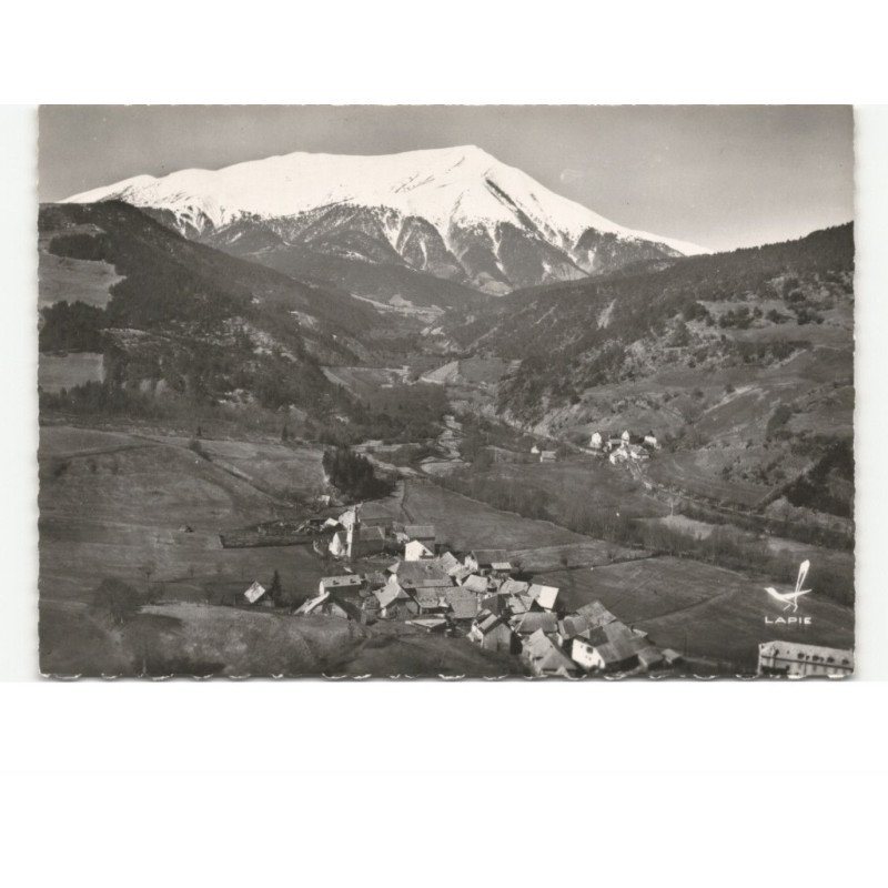LE VERNET: le village et le sommet u blayeul vue aérienne 10x15 - très bon état