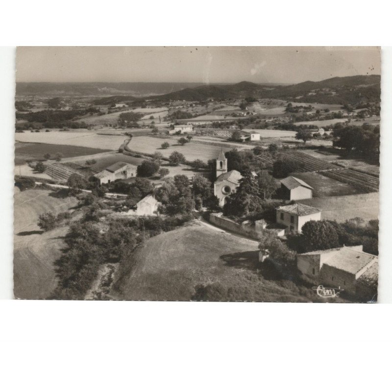 PIERRERUE: quartier de l'église vue aérienne 10x15 - très bon état